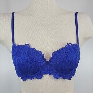 VICTORIA'S SECRET Pink Date Push-up Lace Bra size 32D